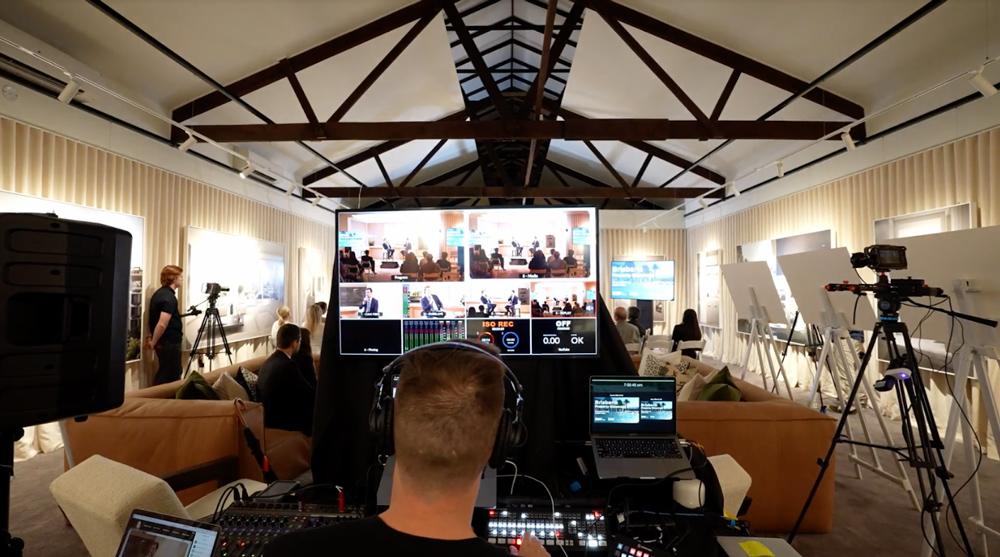 Live-Event-Crew-Setup